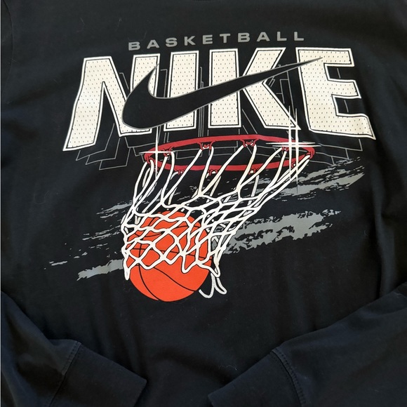Nike Long Sleeve - Picture 2 of 3